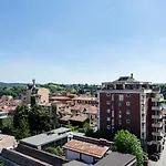 公寓 The Red Penthouse - Leonardo Mxp Maggiore Private Park *