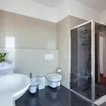 公寓 The Red Penthouse - Leonardo Mxp Maggiore Private Park 塞斯托卡伦代