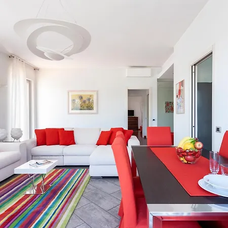 公寓 The Red Penthouse - Leonardo Mxp Maggiore Private Park