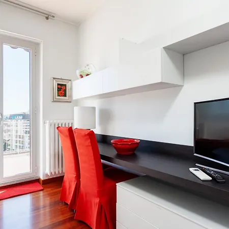 公寓 The Red Penthouse - Leonardo Mxp Maggiore Private Park 塞斯托卡伦代