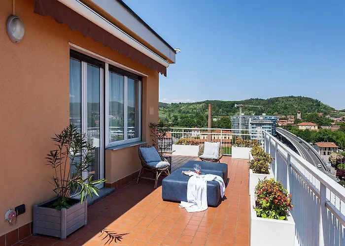 The Red Penthouse - Leonardo Mxp Maggiore Private Park * 塞斯托卡伦代